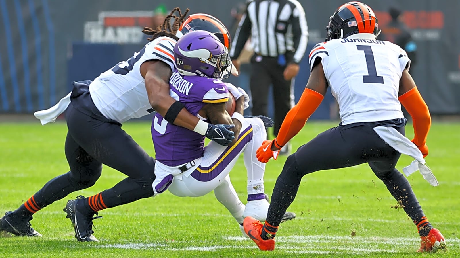 Chicago Bears might see Week 1 advantage grow thanks to developing situation in Minnesota’s starting lineup