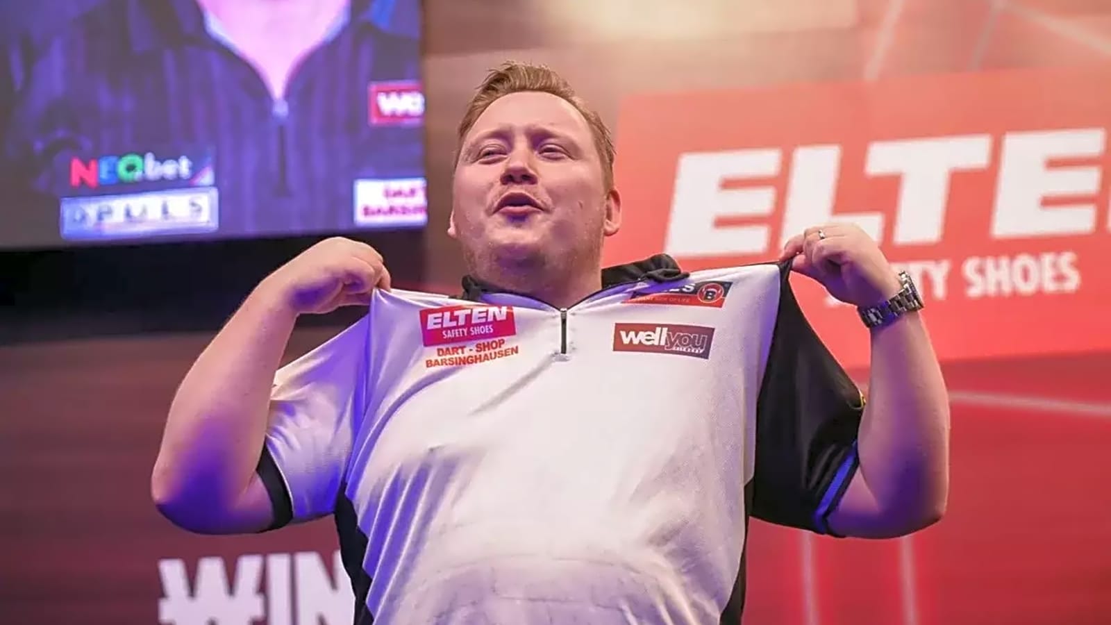 The German European Tour King Martin Schindler seals third title with rampant Austrian Darts Open title win over Ross Smith