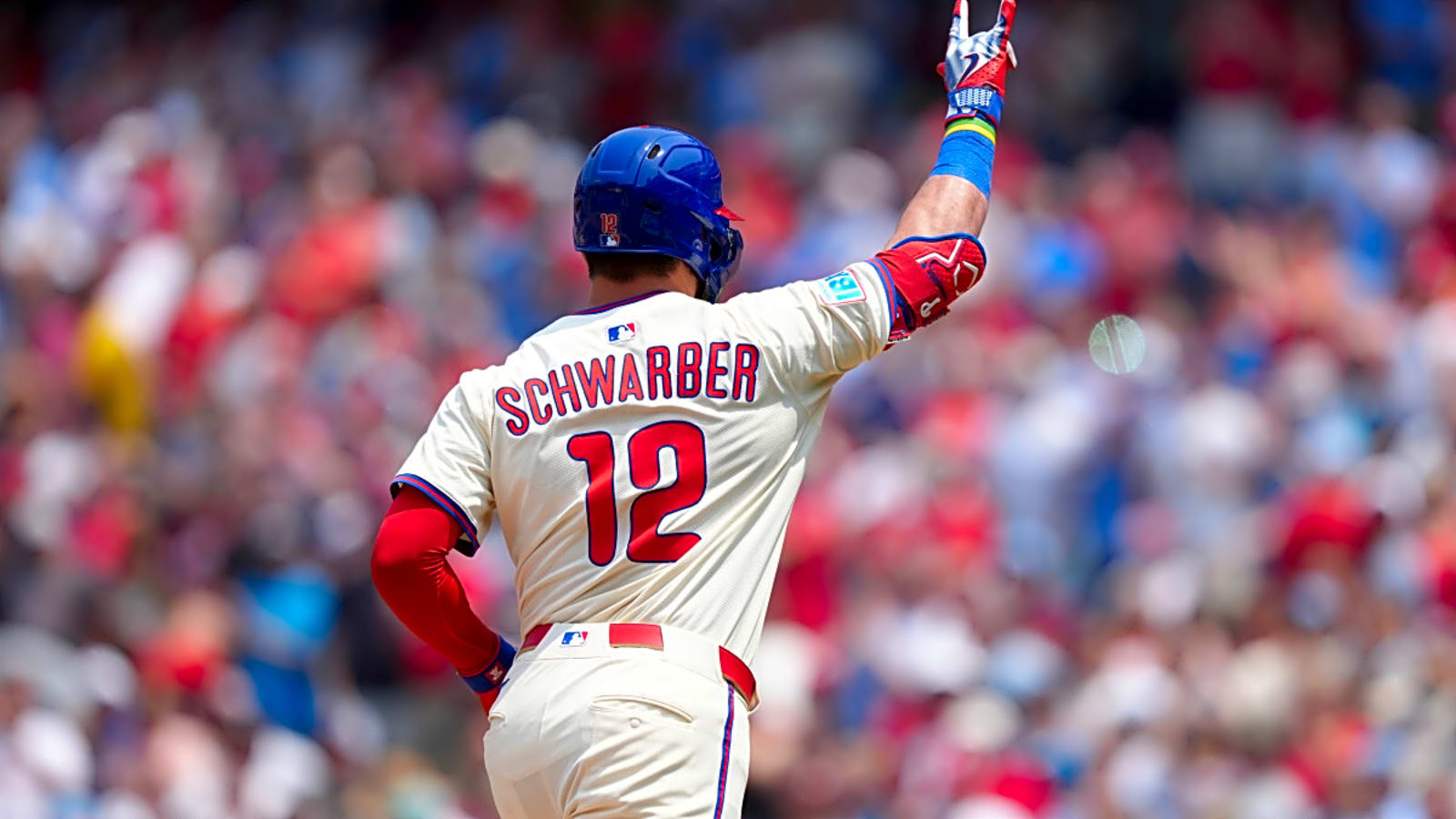 Phillies Get Bad News on Kyle Schwarber Extension
