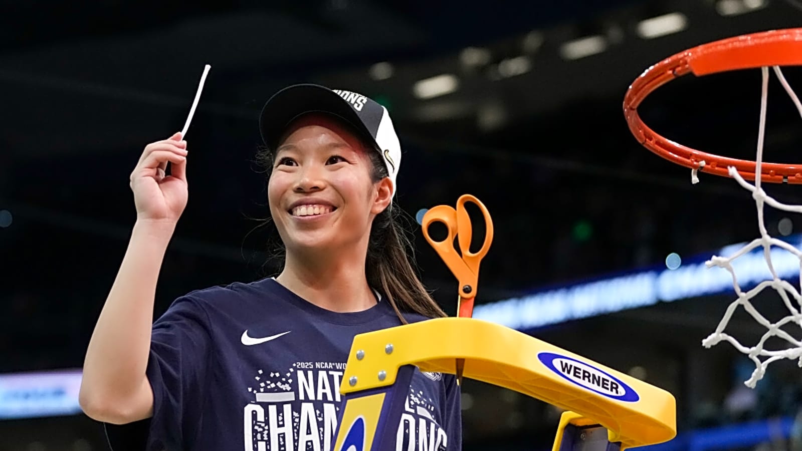 UConn Players Turned Heads Over Kaitlyn Chen’s WNBA Draft Moment