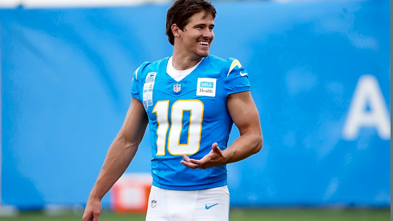Chargers QB Justin Herbert sparks dating rumors with singer Madison Beer