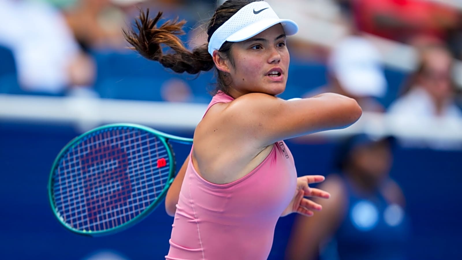 Women&#39;s Tennis Star Complains About Crying Baby During Match