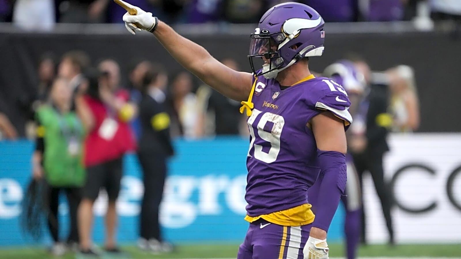 Minnesota Vikings announce jersey number changes, including making Adam Thielen&#39;s official after the trade