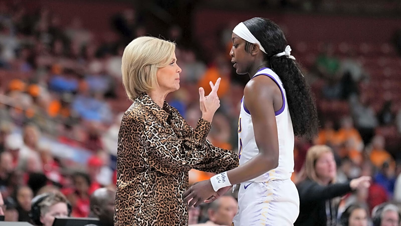 Flau’jae Johnson Sends Strong Message to Kim Mulkey After LSU Decision