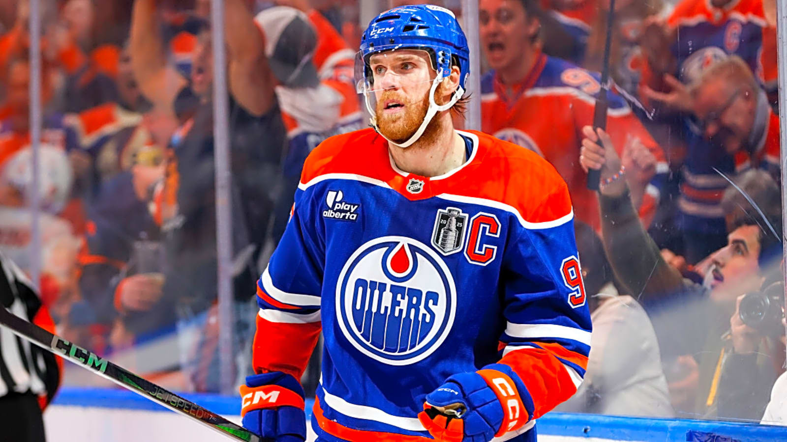 Maple Leafs Labeled Top Threat to Sign Oilers&#39; Connor McDavid in  2026