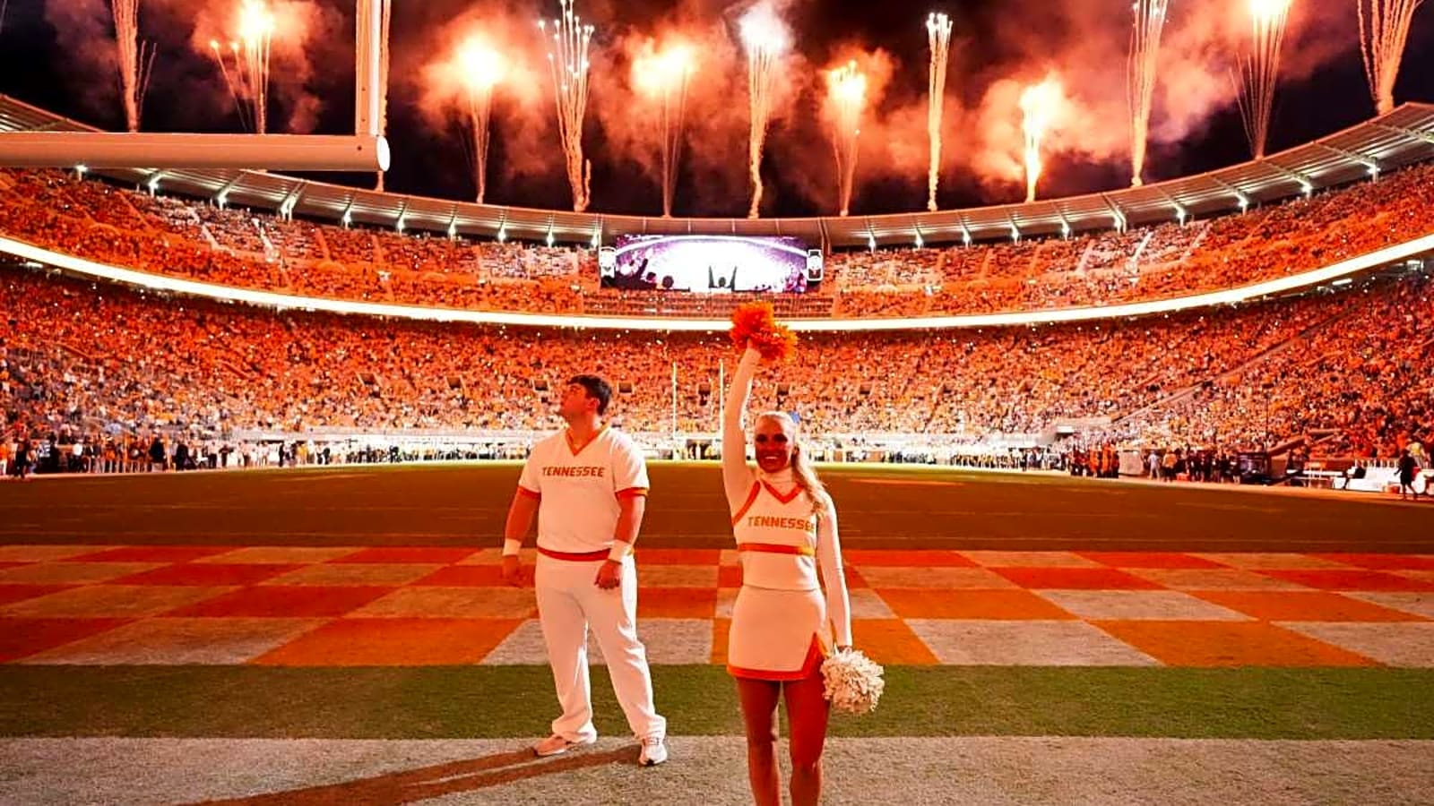 Tennessee Football Preview 2025: Volunteers Season Prediction, Win Total Projection, Top Players
