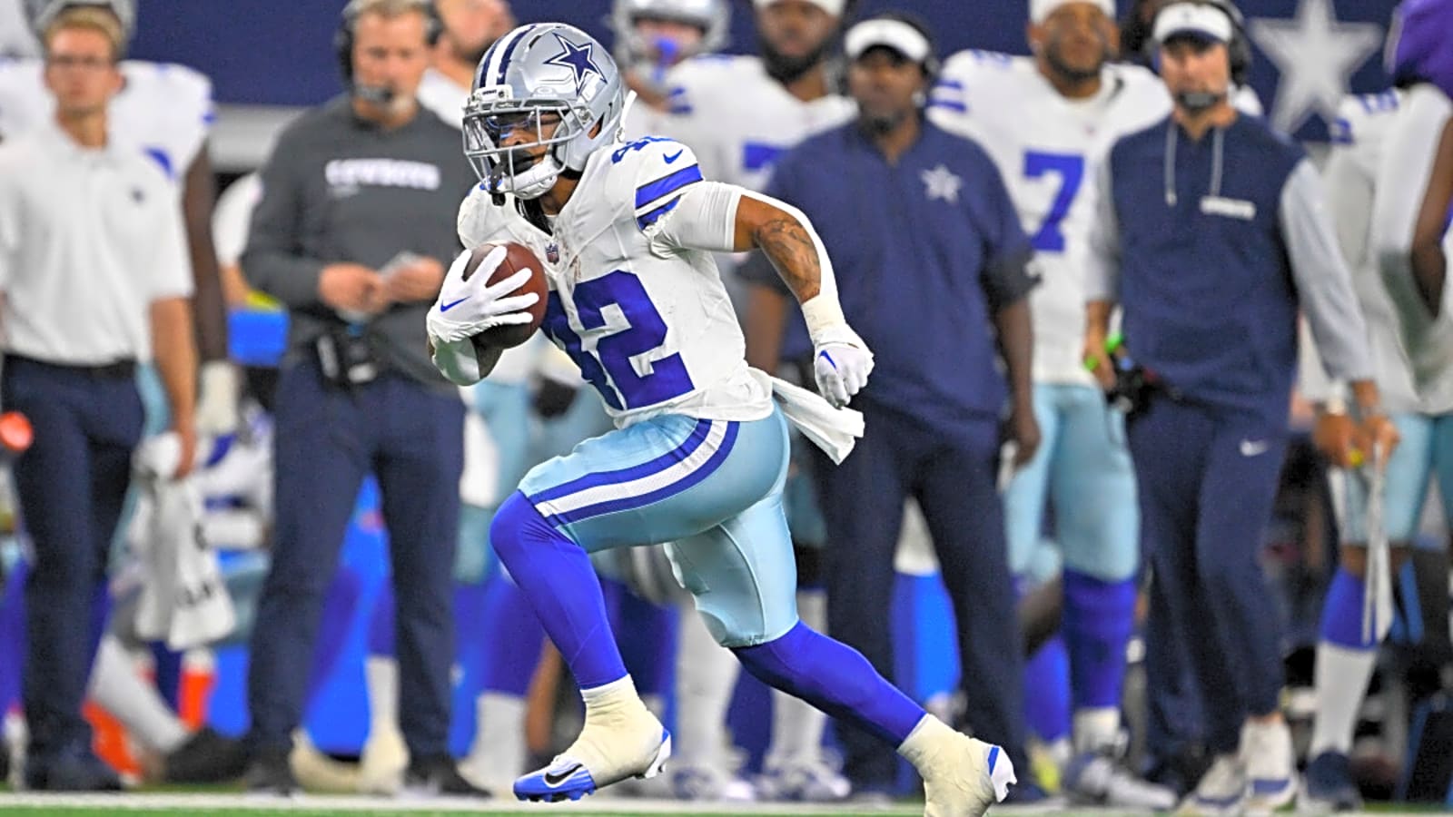 Dallas Cowboys Cut Assistant Director&#39;s Son Before NFL Season