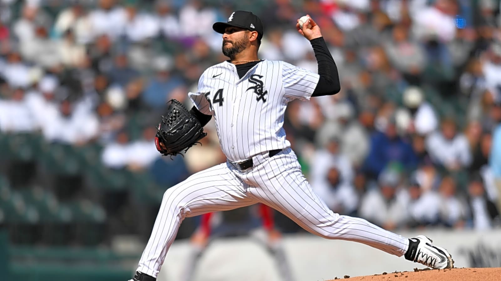 White Sox Spiral Continues as Martín Pérez Hits IL, Shuster Recalled Amid Bullpen Collapse
