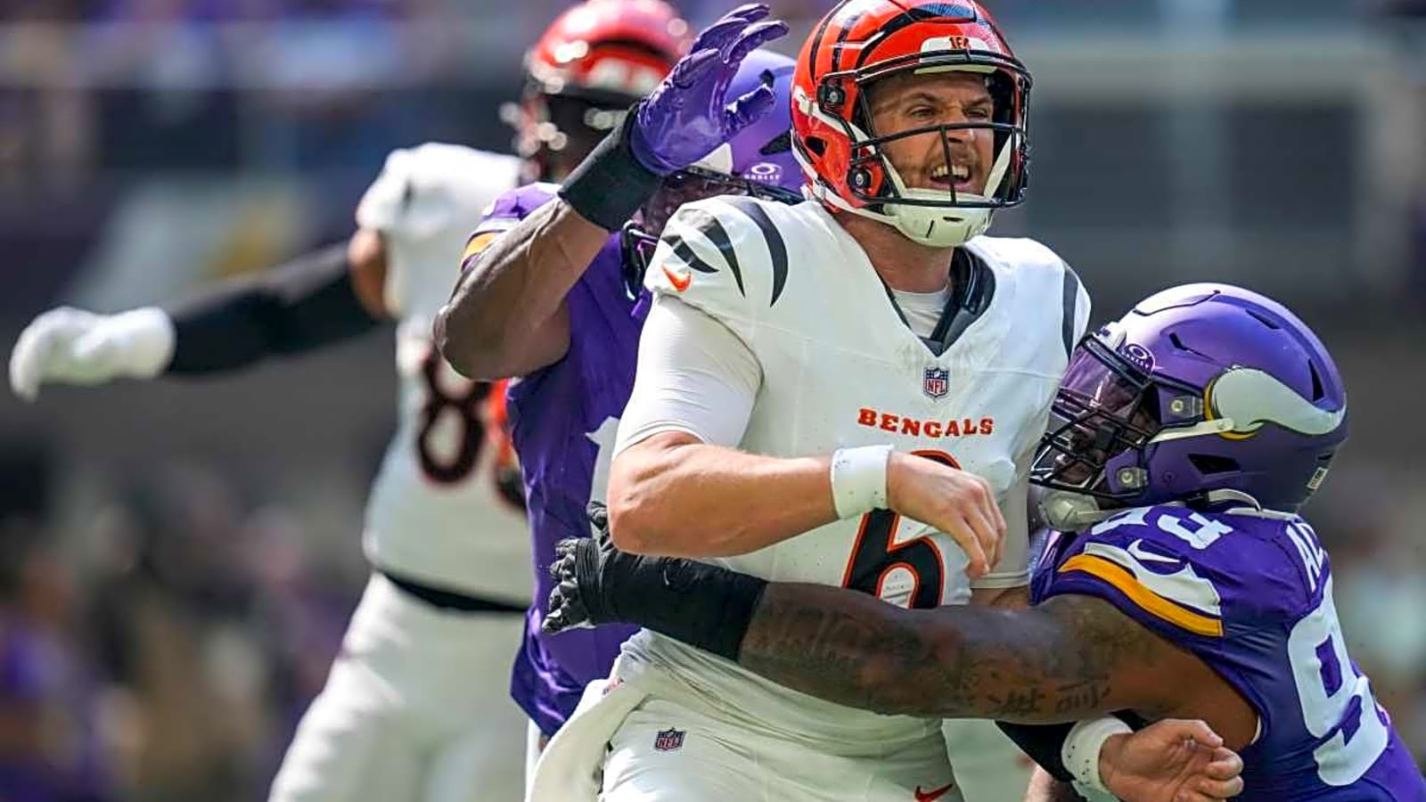 Vikings interim GM Rob Brzezinski playing chess, not checkers with the salary cap