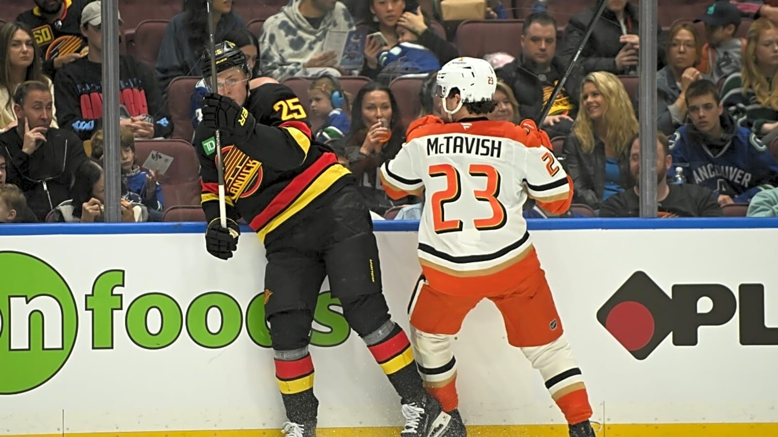 Canadiens Exploring Bold Move to Bolster Roster