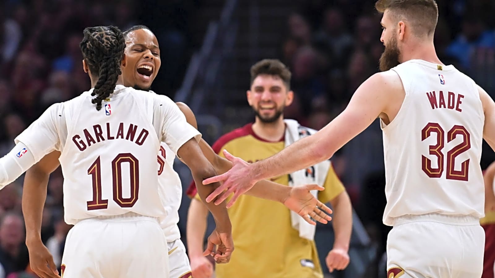 Cavaliers Exploring Trade Market for 2 Stars: Report