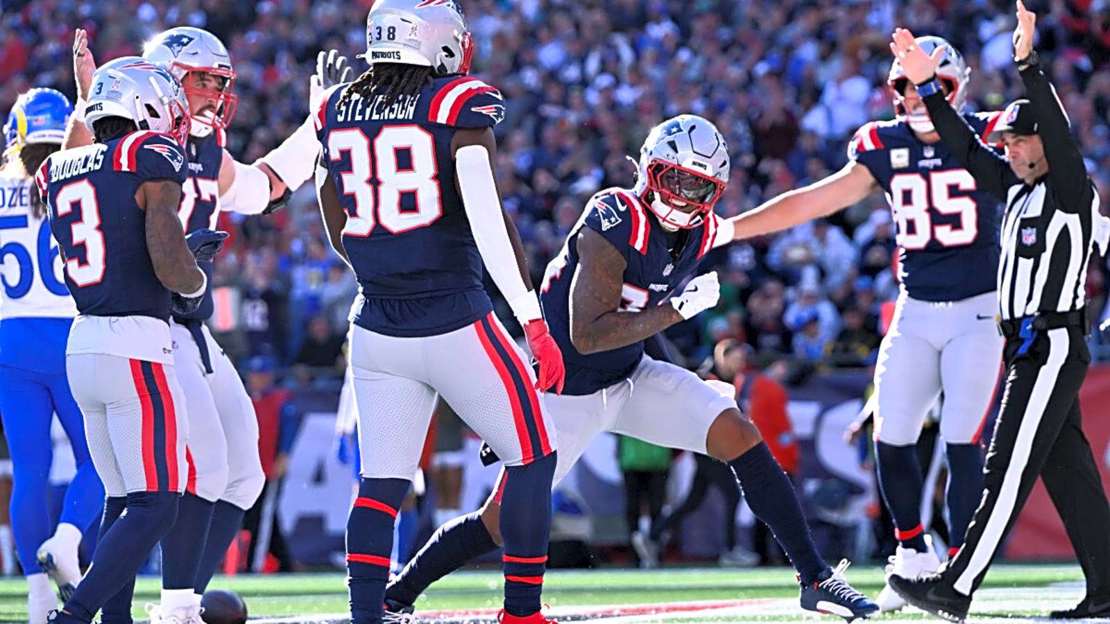 Patriots Predicted to Cut Ties With Veteran Wide Receiver