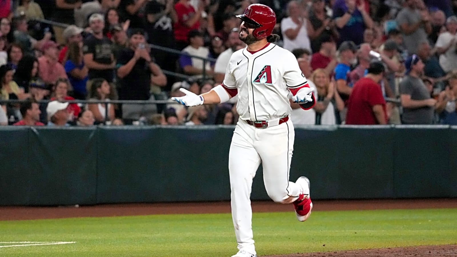 Former Tigers Infielder Pegged as Top Fit for Detroit by ESPN Insiders