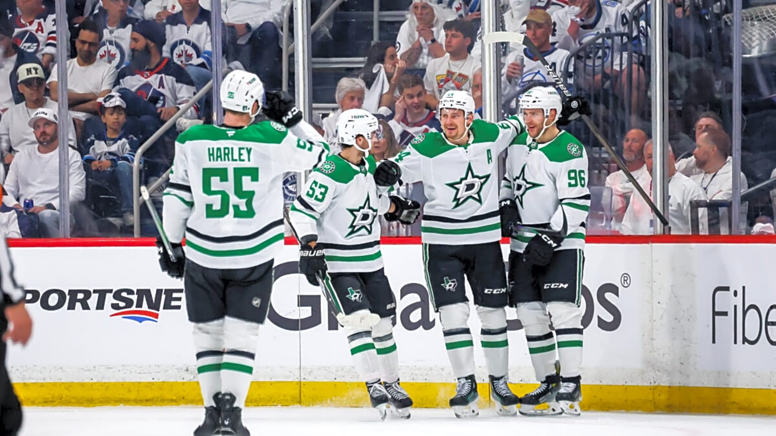 4 Takeaways From Stars’ Season-Opening Win Over Jets