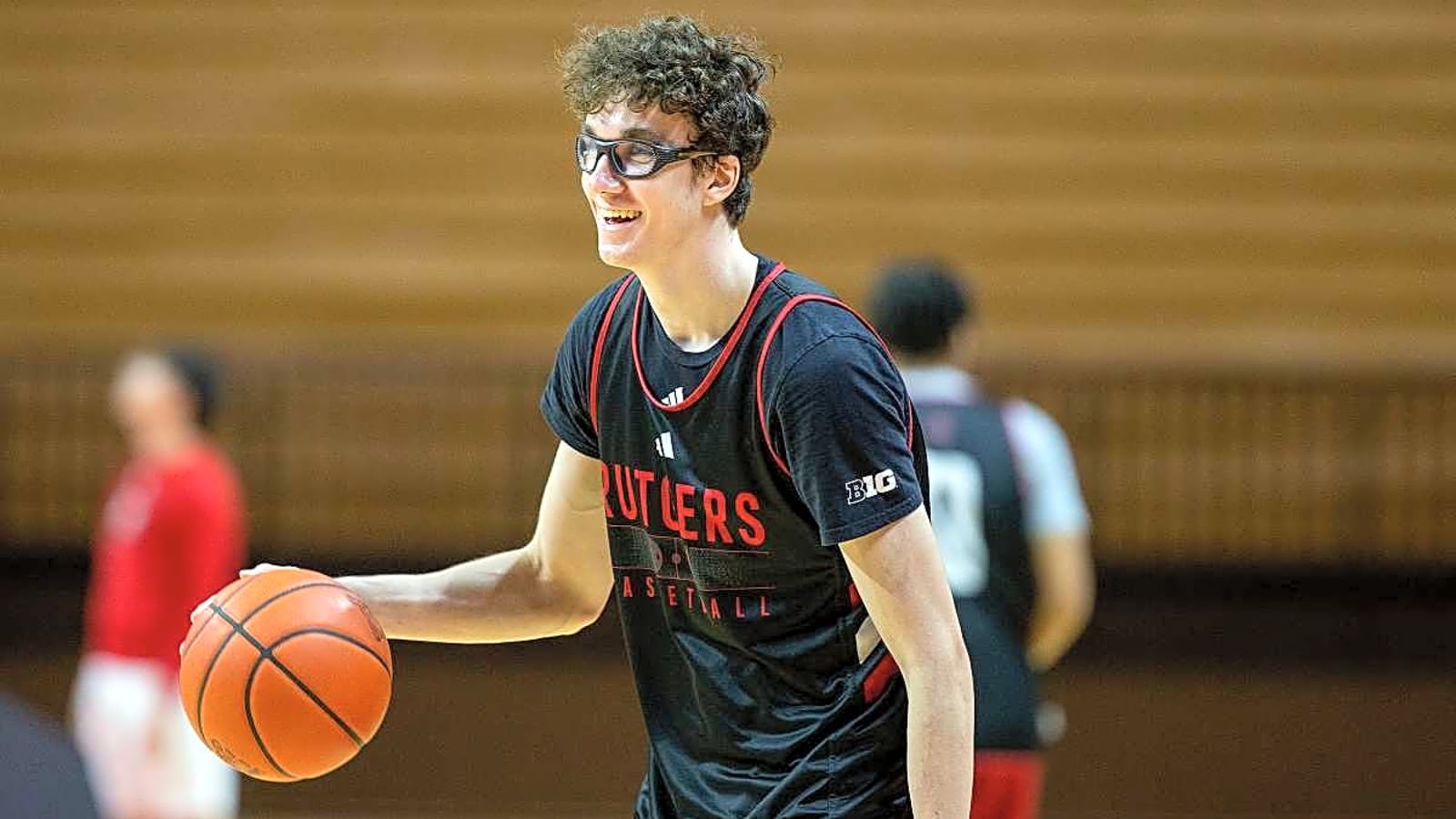 College Basketball Player Transfers for Second Time on Friday