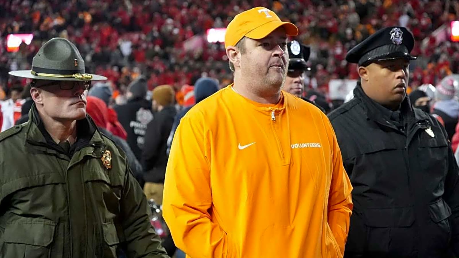Tennessee Gets Clear Message From Five-Star Edge Rusher
