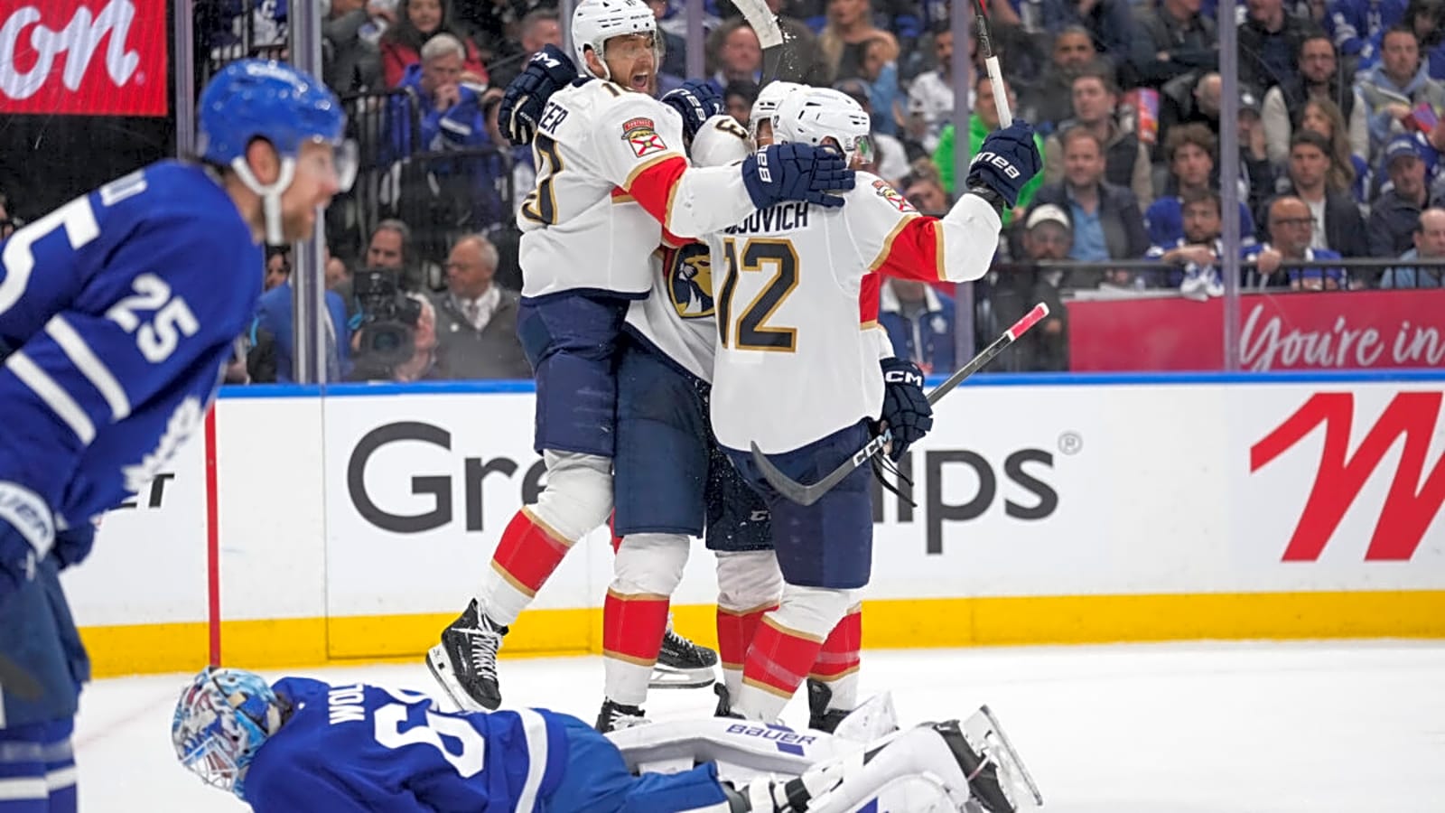 Panthers Wipe Out Maple Leafs 6-1, Win Game 7
