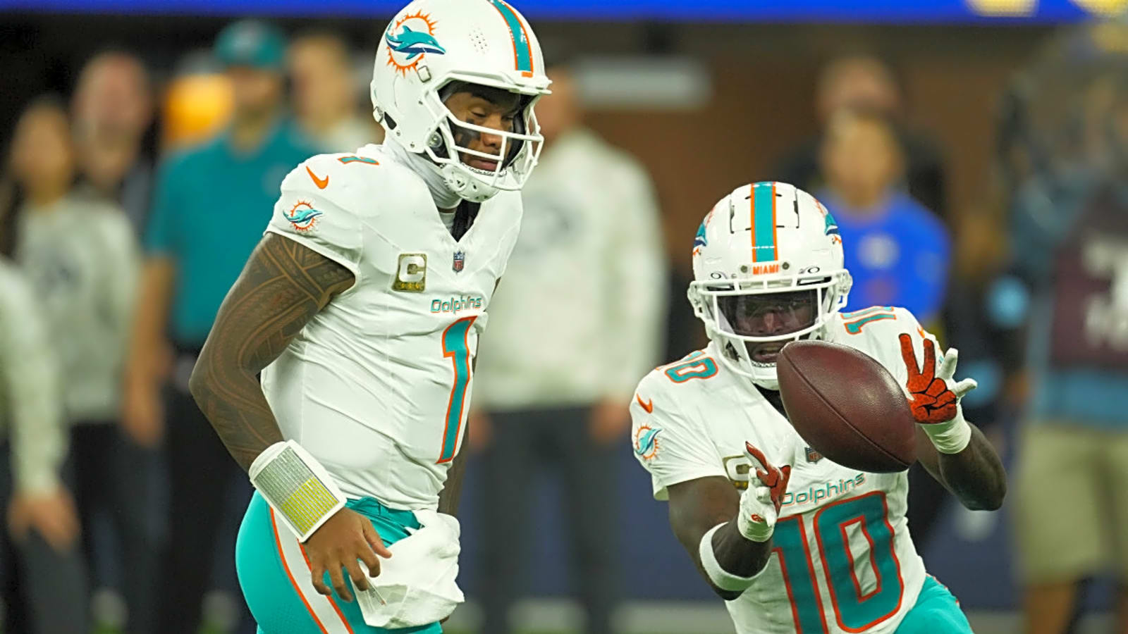 Dolphins’ Tyreek Hill Speaks Out on New Contract