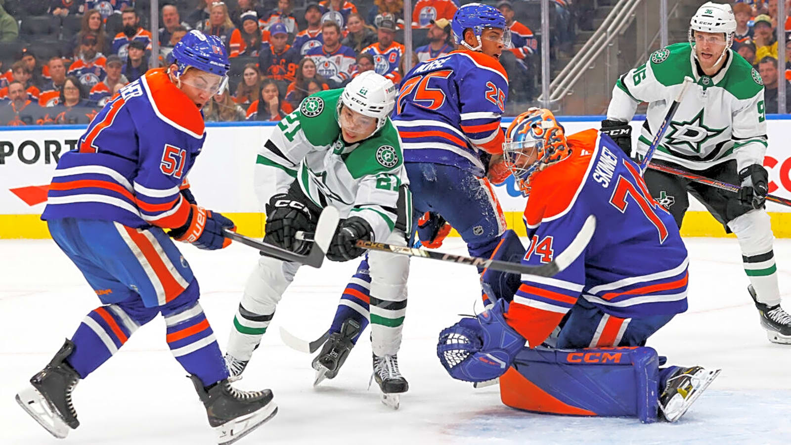 Flyers Should Pursue Jason Robertson at All Costs