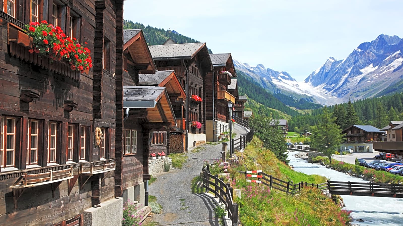 Swiss Village Buried by Massive Glacial Collapse