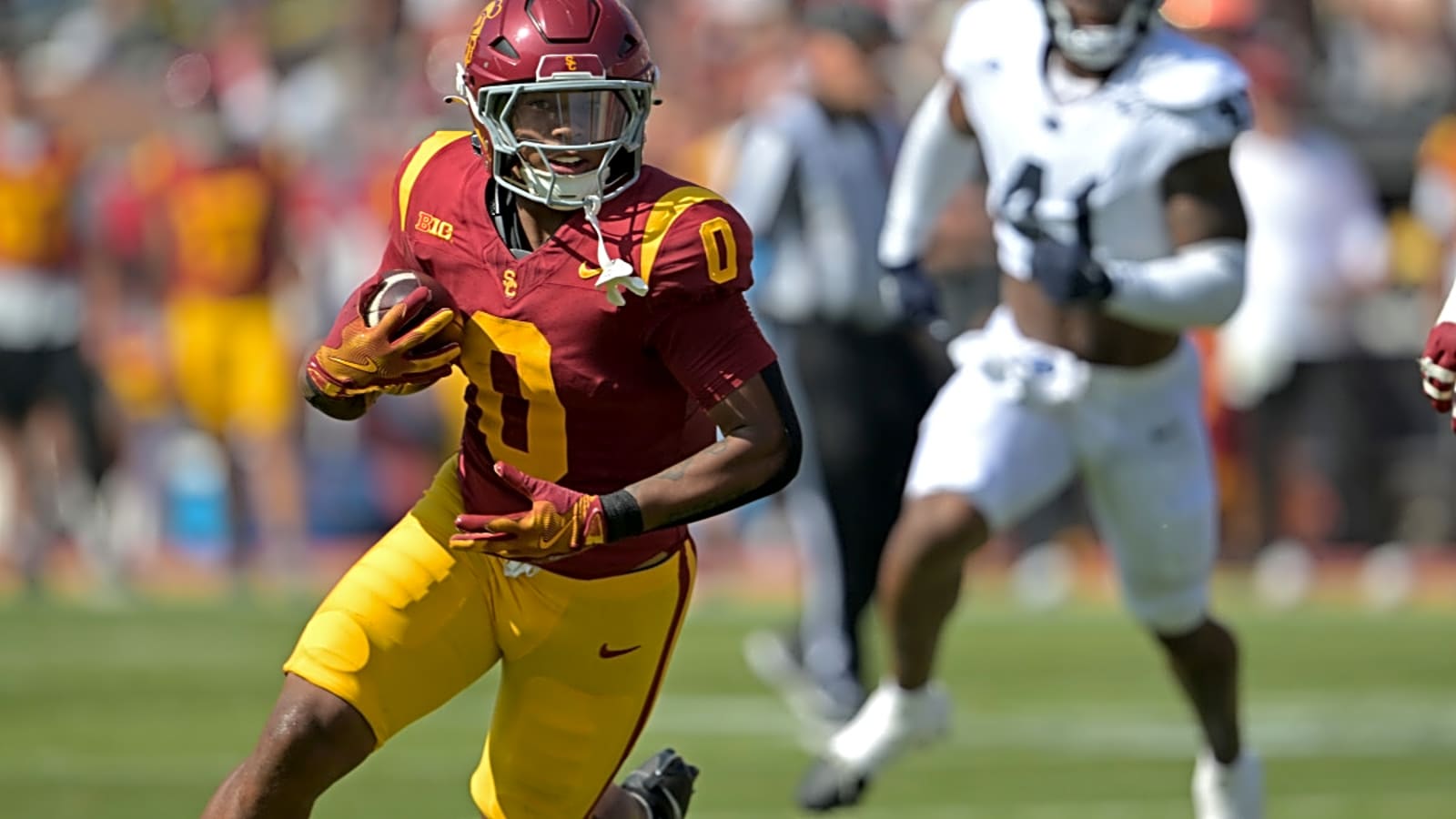 Ex-USC Playmaker Ruled Out for the College Football Season
