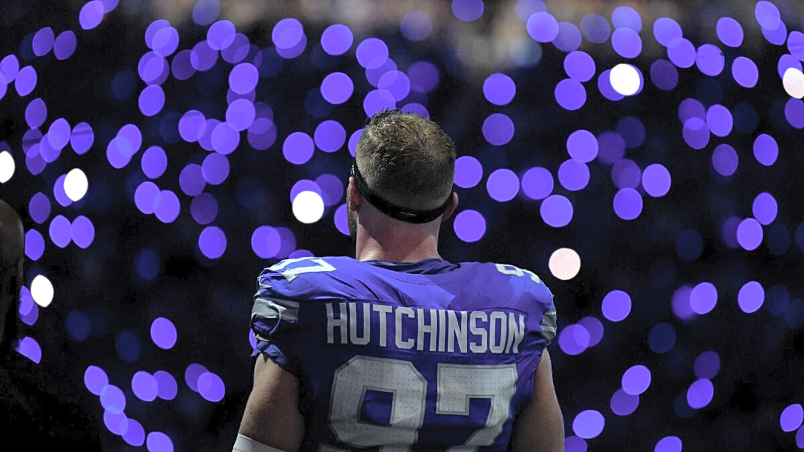 Now that Aidan Hutchinson is cleared, here&#39;s when you might expect him to sign his big market-changing extension