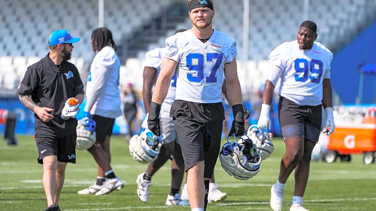 Aidan Hutchinson explains why Dan Campbell had to dial back the Lions' practice multiple times on Tuesday