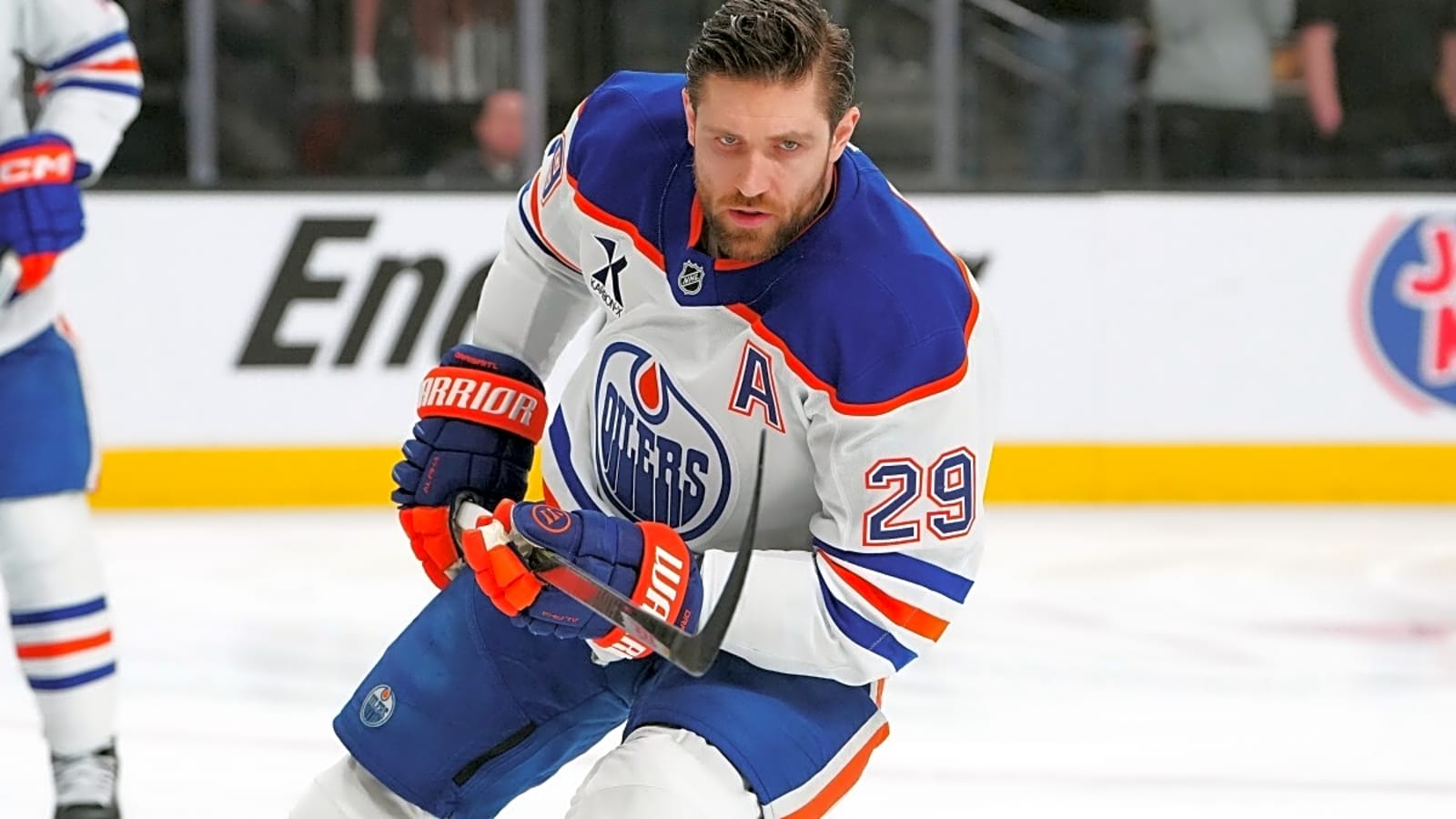 Oilers&#39; Kris Knoblauch Raises Eyebrows With Leon Draisaitl Comments