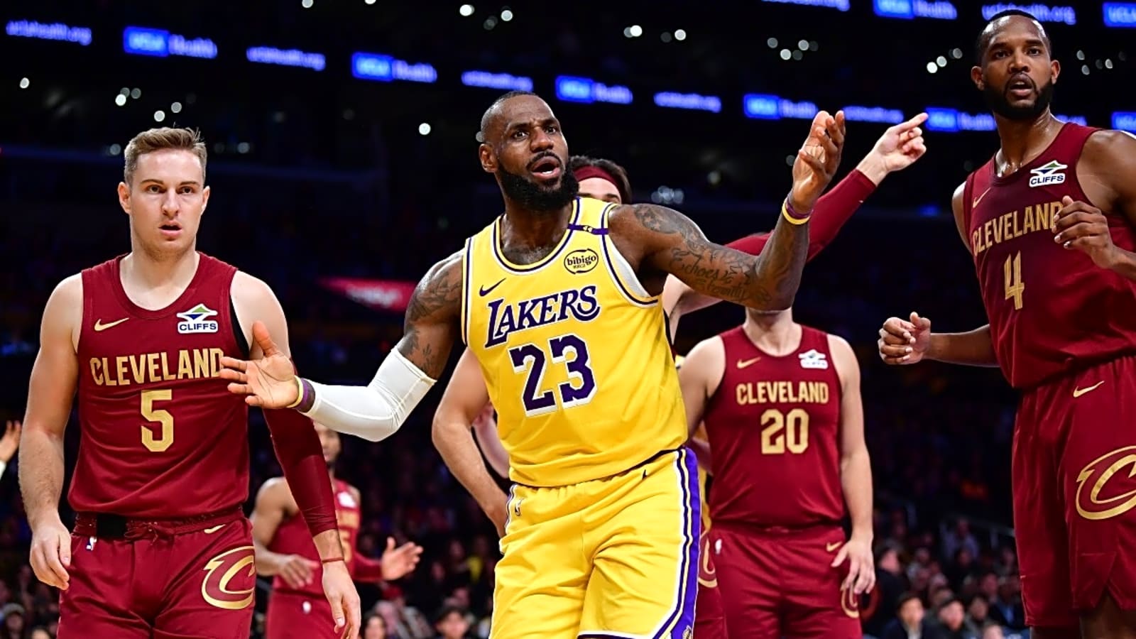 Cavaliers Reportedly Not Interested in LeBron James Trade