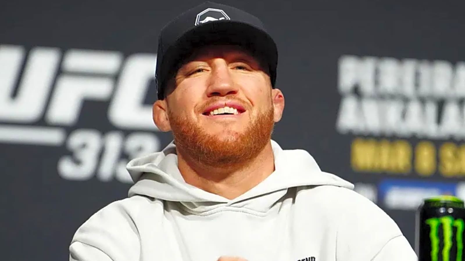 Arman Tsarukyan Refuses to Cut Weight 'Just for Money' as Gaethje-Pimblett Drama Grows