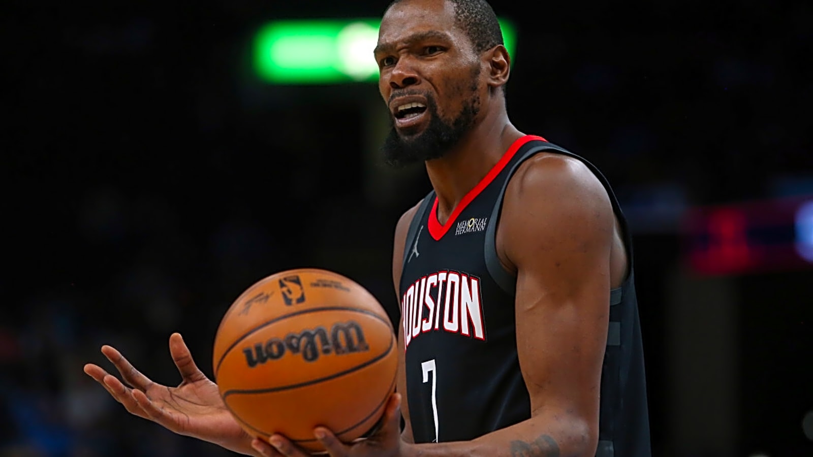 NBA Referees Made 2 Mistakes in Final 1 Minute of Rockets-Magic Game