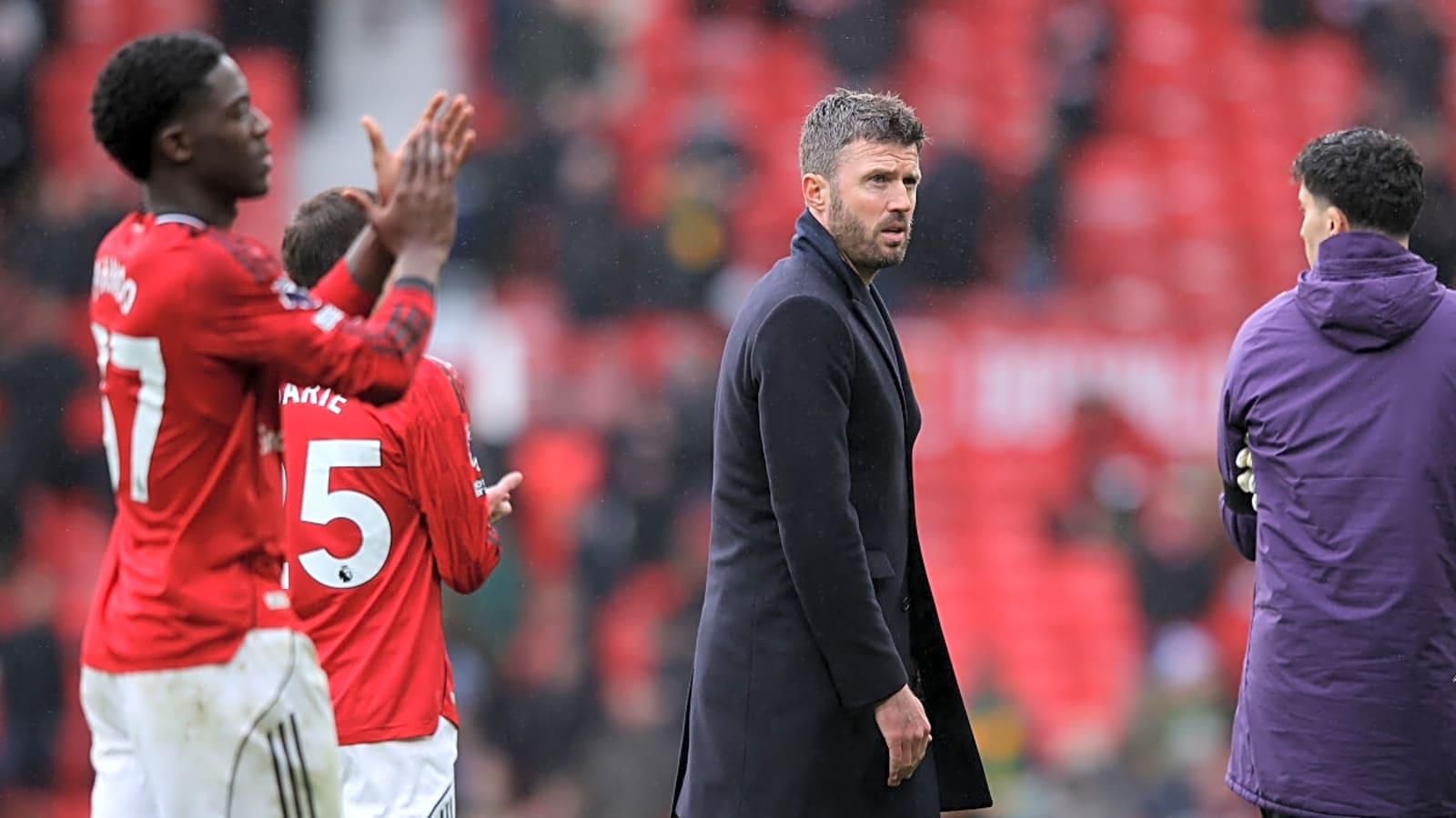Michael Carrick Call Divides Manchester Utd Icons - Roy Keane Not Convinced
