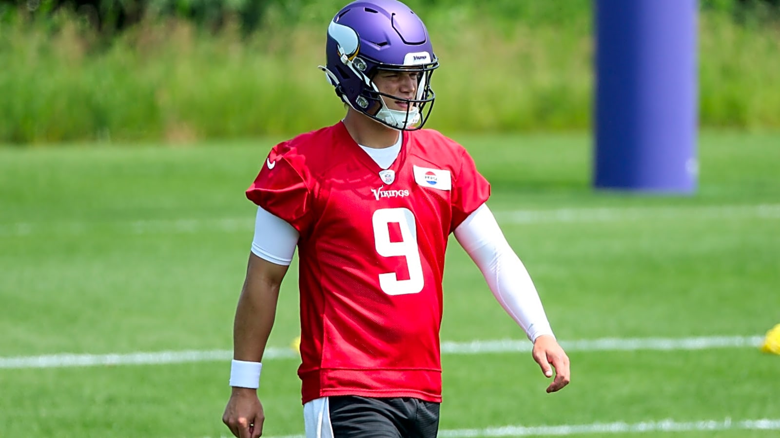 NFL analyst finally states the obvious about Minnesota Vikings quarterback J.J. McCarthy after weeks of it being ignored