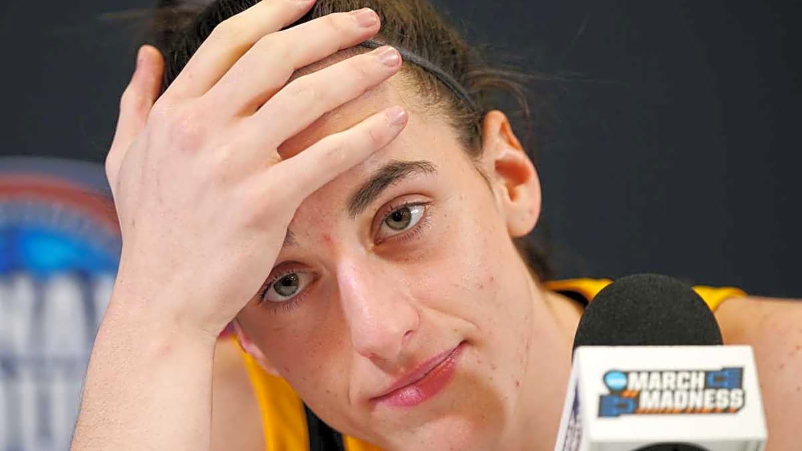 Bruce Pearl Makes Caitlin Clark Blunder