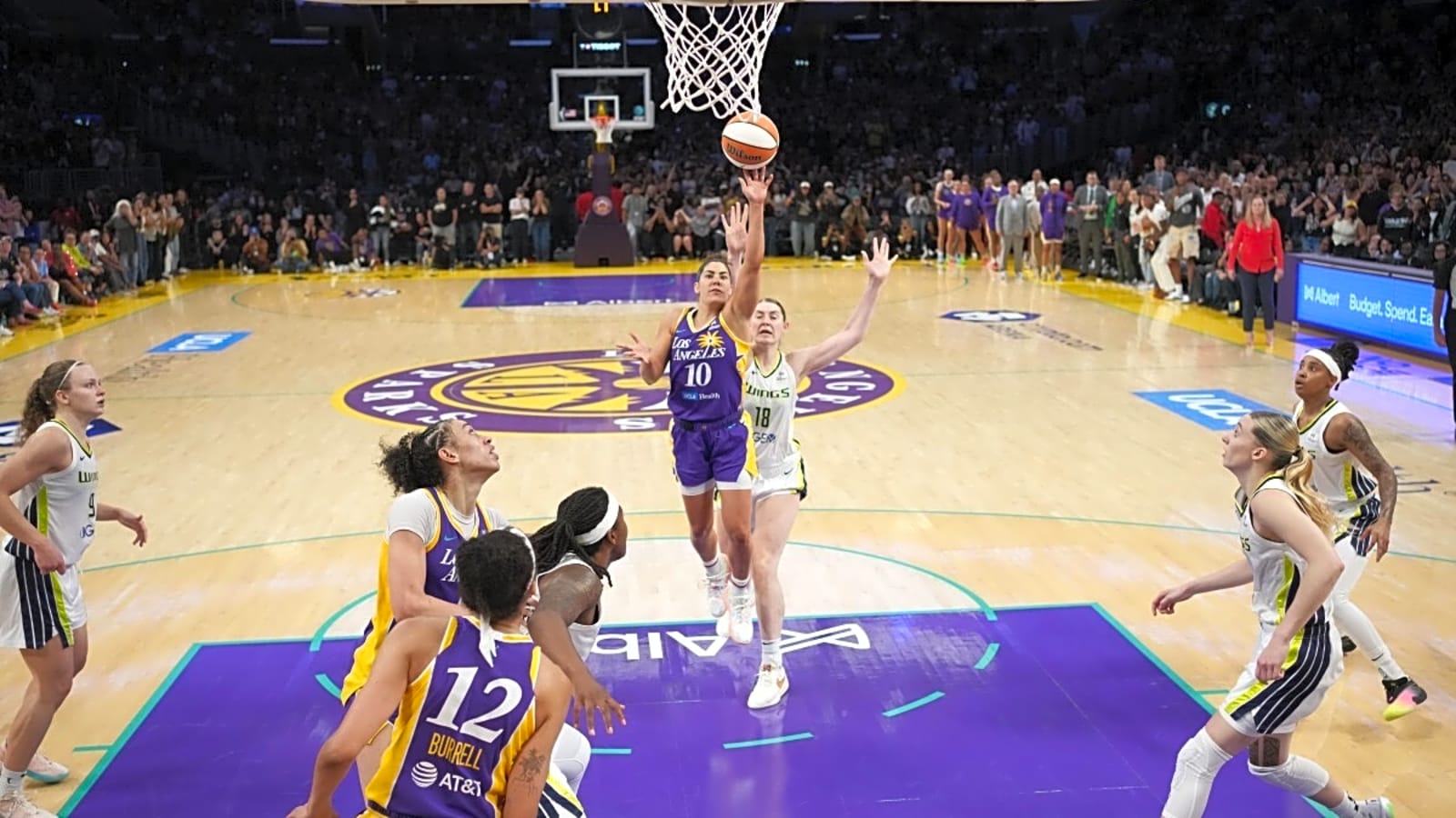 WNBA Posts Slo-Mo Video of Kelsey Plum&#39;s Shot That Eliminated Dallas Wings, Chicago Sky From Playoffs