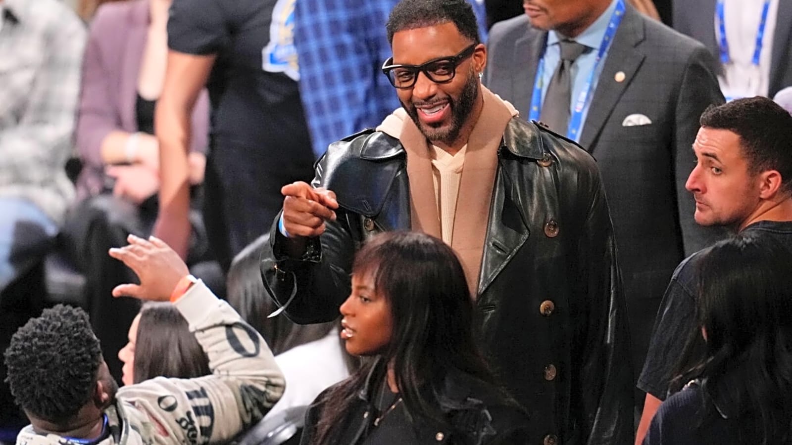 Tracy McGrady Names His 5 Greatest ISO Scorers In NBA History