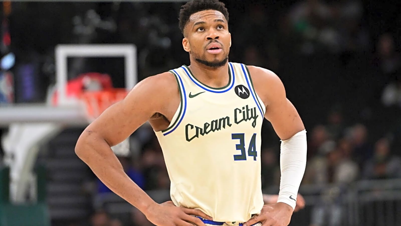 Giannis Antetokounmpo’s Teammate Reveals Only Condition That Would Convince Star to Stay With Bucks