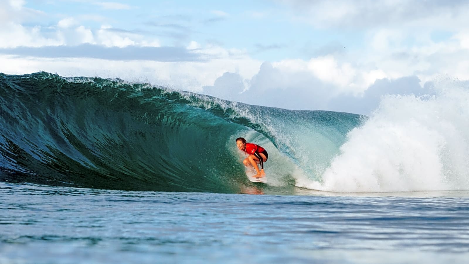 Australian Women Surfers Face Significant Barriers To Getting Barreled