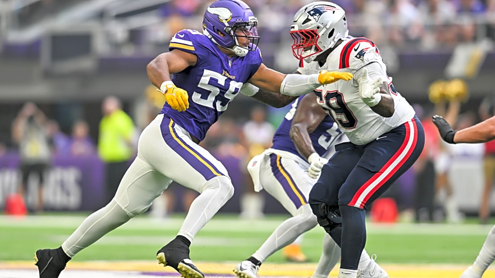 Minnesota Vikings make shocking release of popular defender as final roster cut deadline approaches