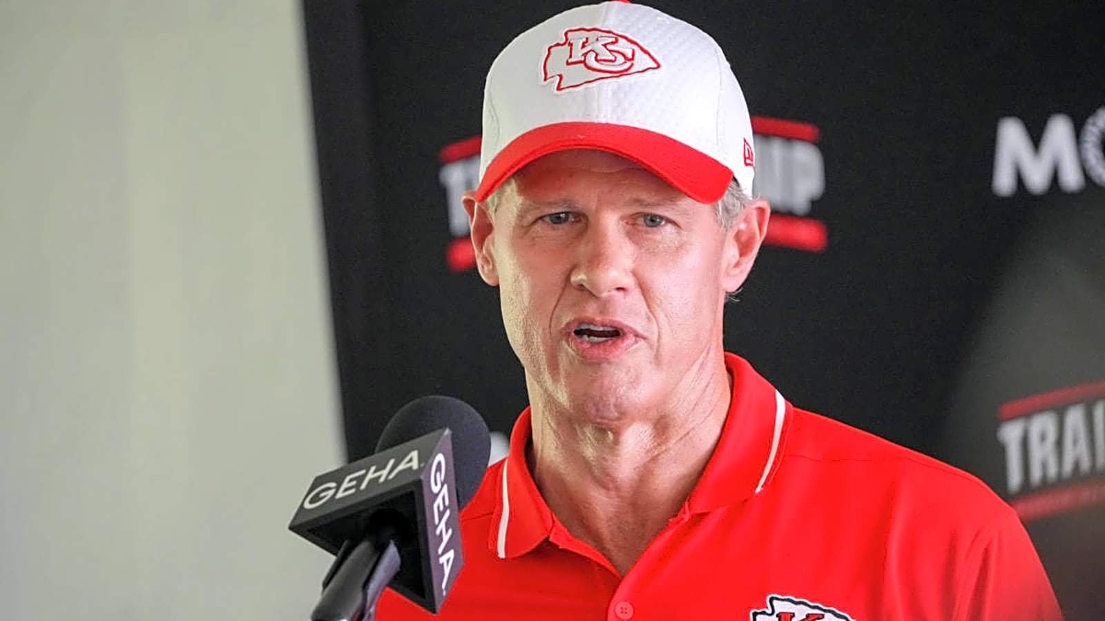 Chiefs Owner Sends Strong Message to Players Before 2025 Season