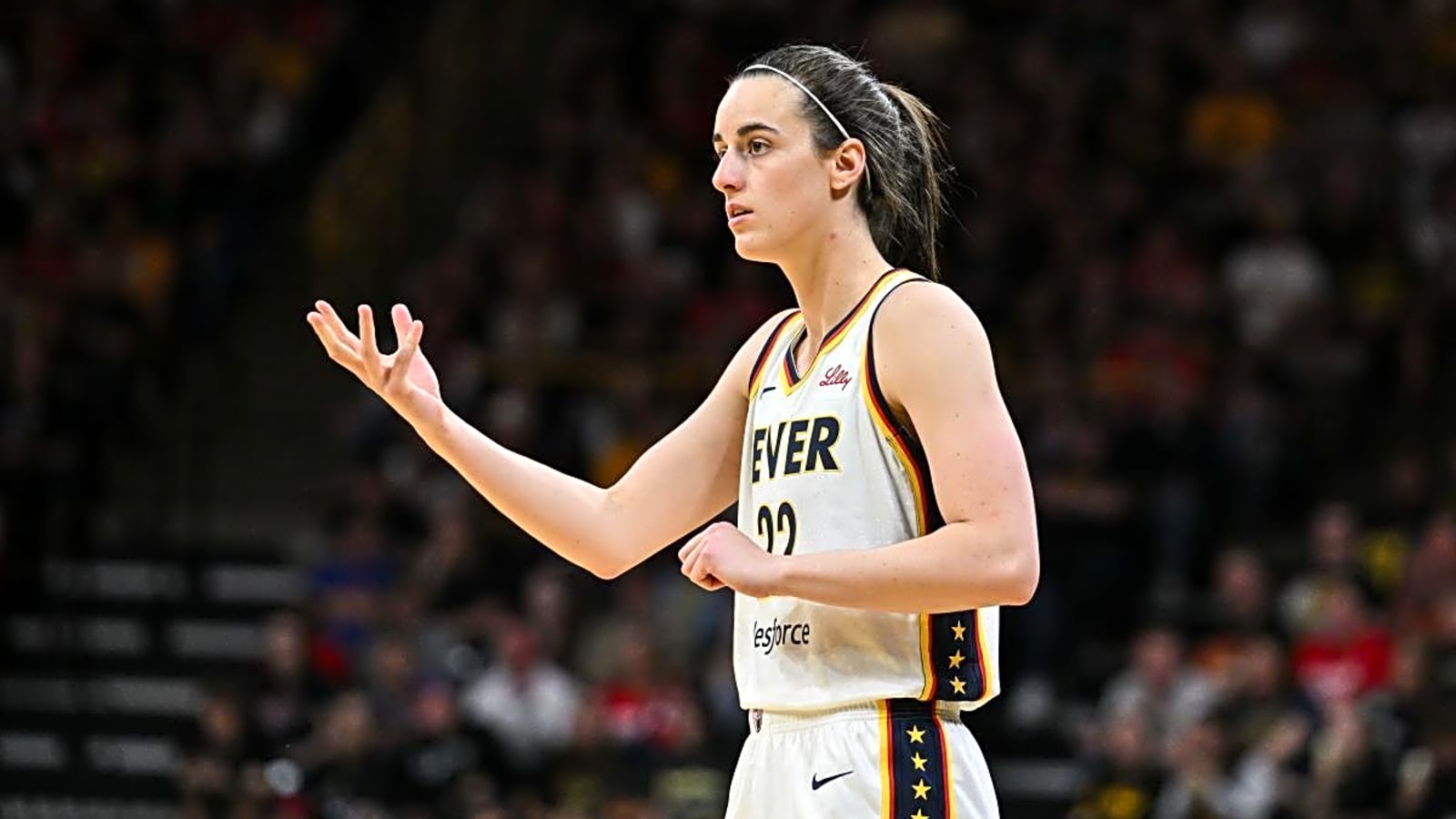 Caitlin Clark Issues Strong Comment on Indiana Fever After Beating Paige Bueckers, Dallas Wings