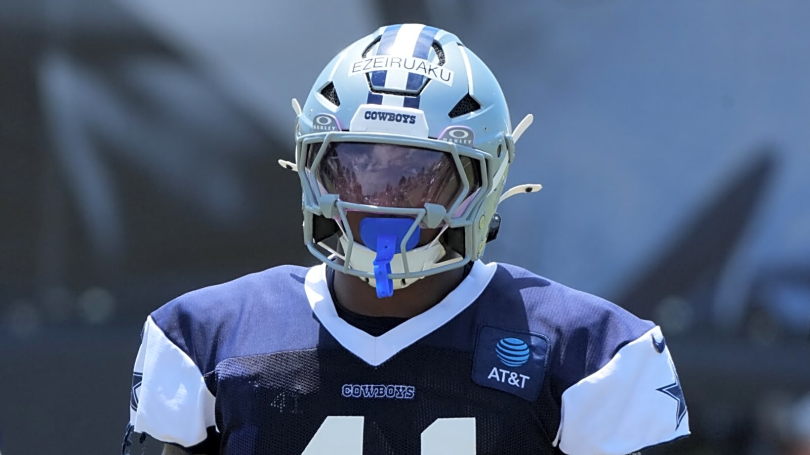 Cowboys Facing Replacement Decision After Donovan Ezeiruaku Development
