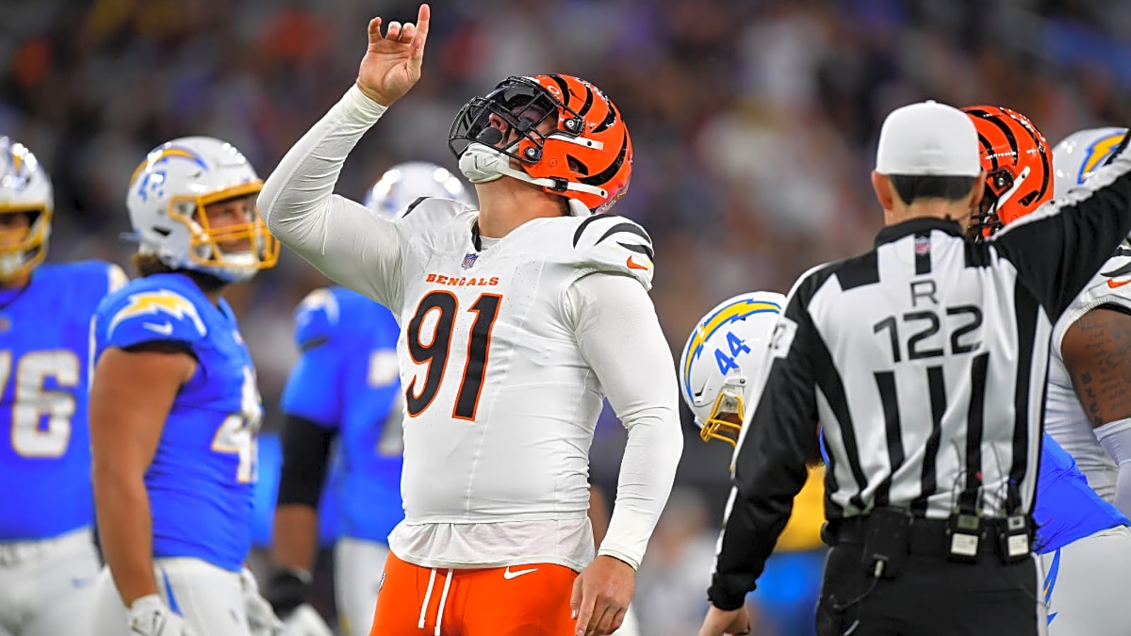 Trade Idea Links All-Pro Pass Rusher to Patriots