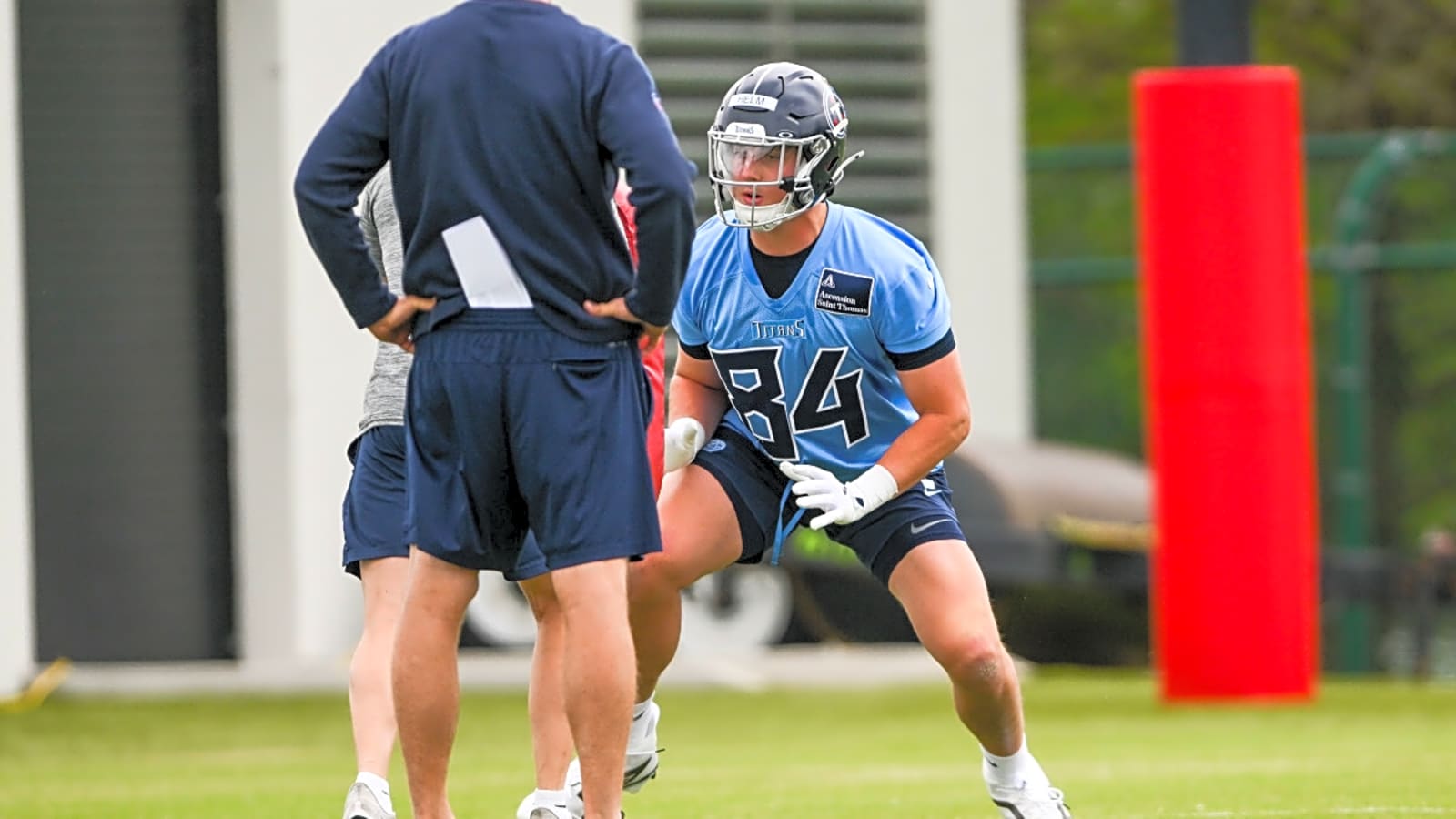 Former NFL WR Makes Surprising Comparison for Titans Rookie TE Gunnar Helm