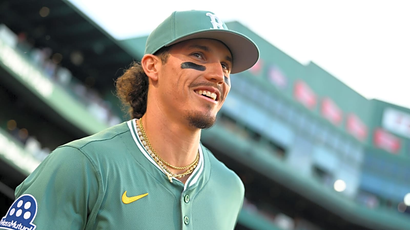 Trade Idea Sends Red Sox Jarren Duran to Mariners for 3.03 ERA Starter