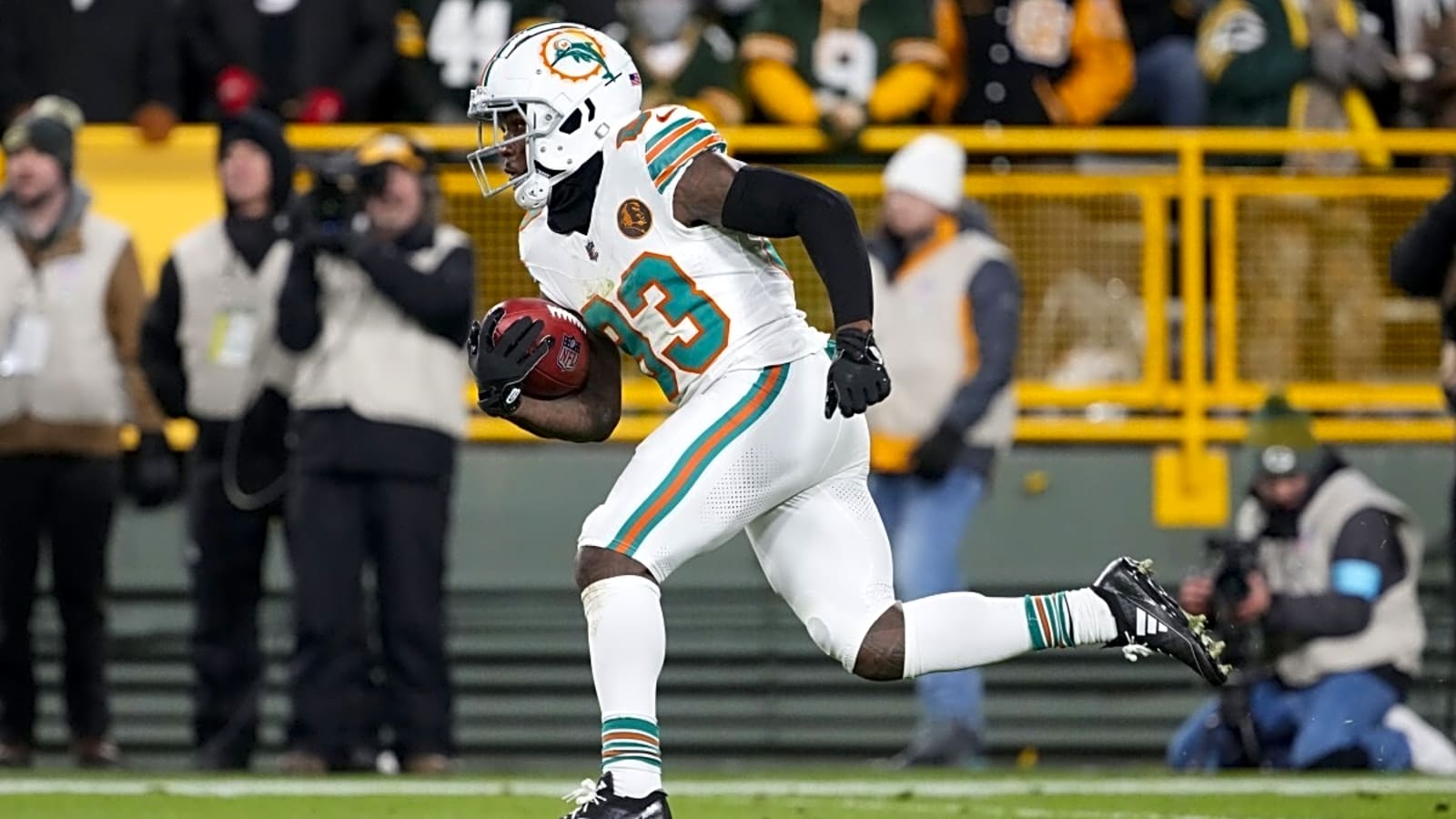 3 recent late-round draft picks who are vital to the Miami Dolphins&#39; success during the 2025 season