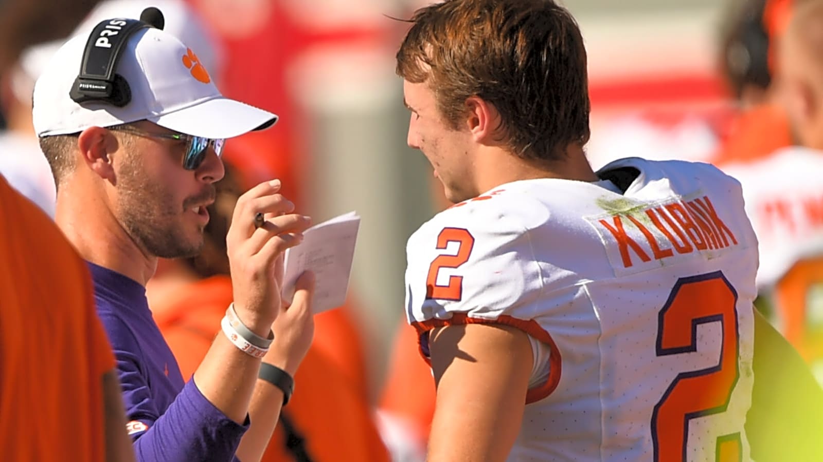 Clemson OC Garrett Riley Reveals &#39;Dynamic&#39; Relationship with Star QB – &#39;He Knows What I&#39;m About to Say