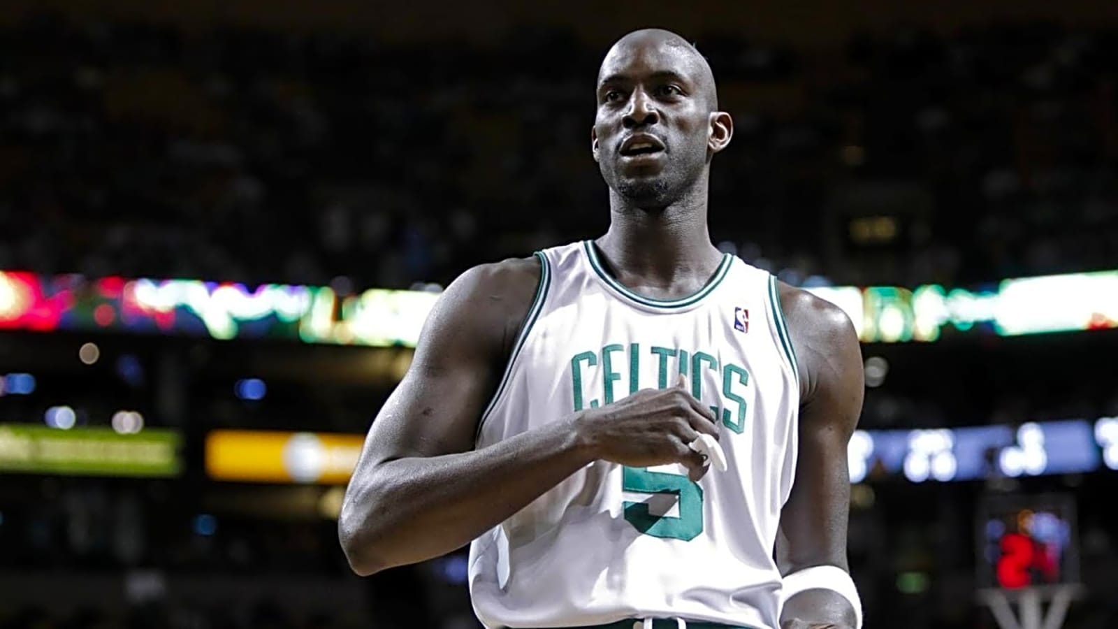 Kevin Garnett On How He Improved His Skills After Moving To The Suburbs: 'They Weren&#39;t Really Hood Guys, They Were Cleaner Guys'