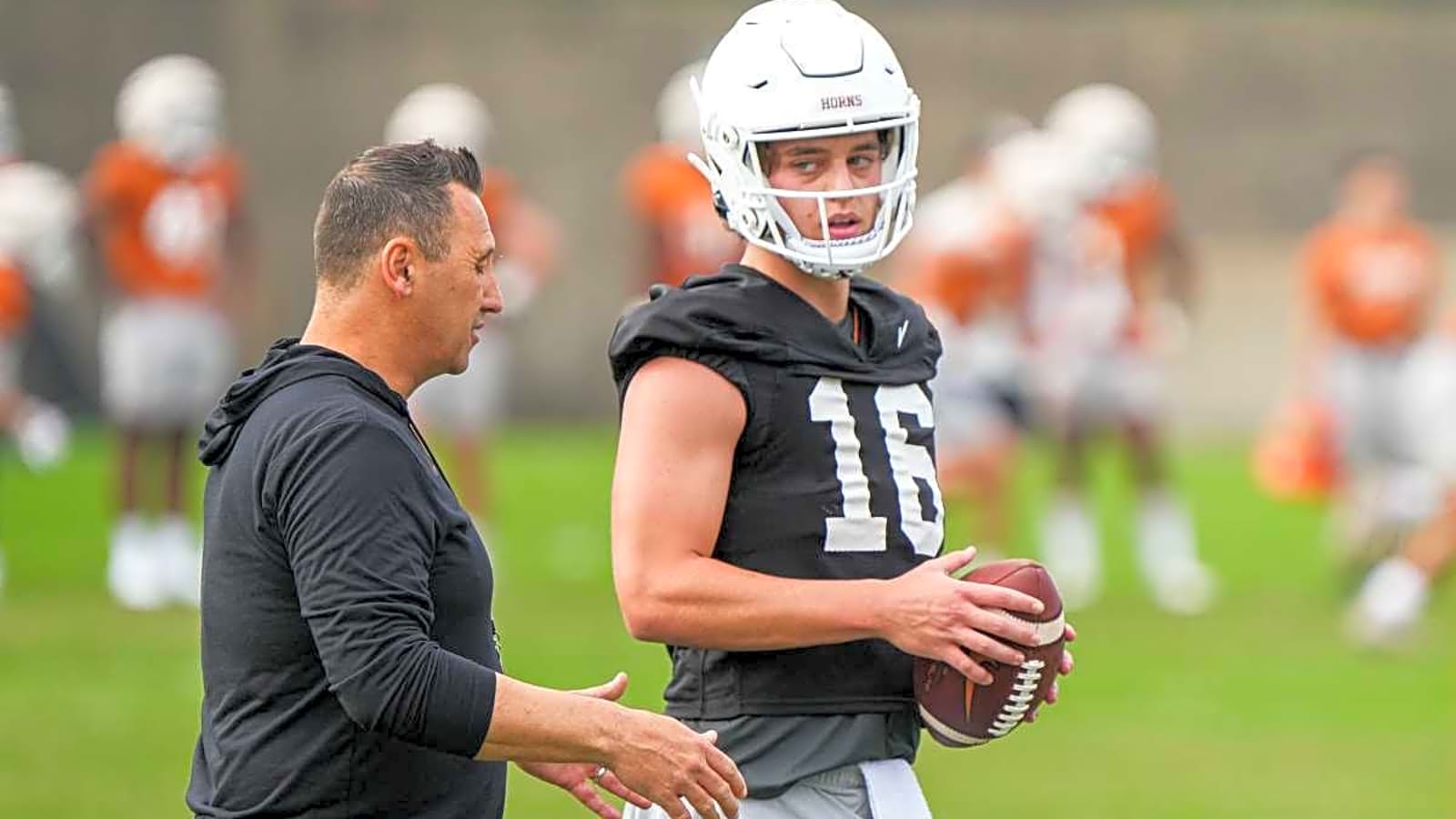 Legendary CFB Coach Bluntly Questions Steve Sarkisian Amid Arch Manning’s Heisman Hype