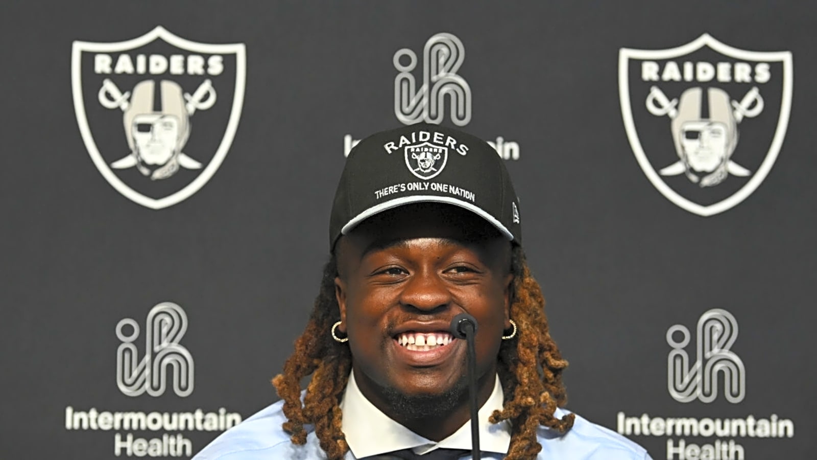 Ashton Jeanty Wrestles Away Jersey Number From Raiders All-Pro